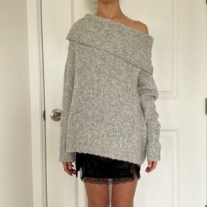 NWOT off the shoulder alpaca sweater - sz medium from Vince